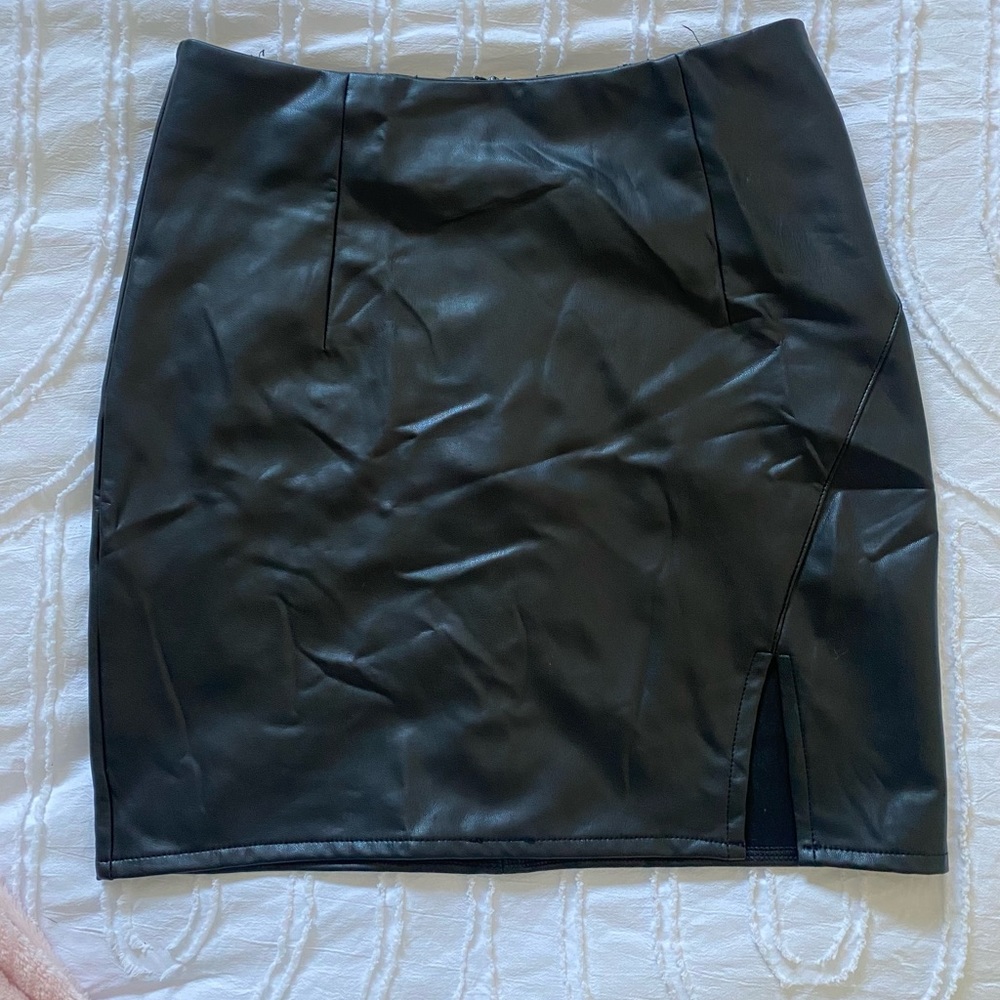 Black mini skirt